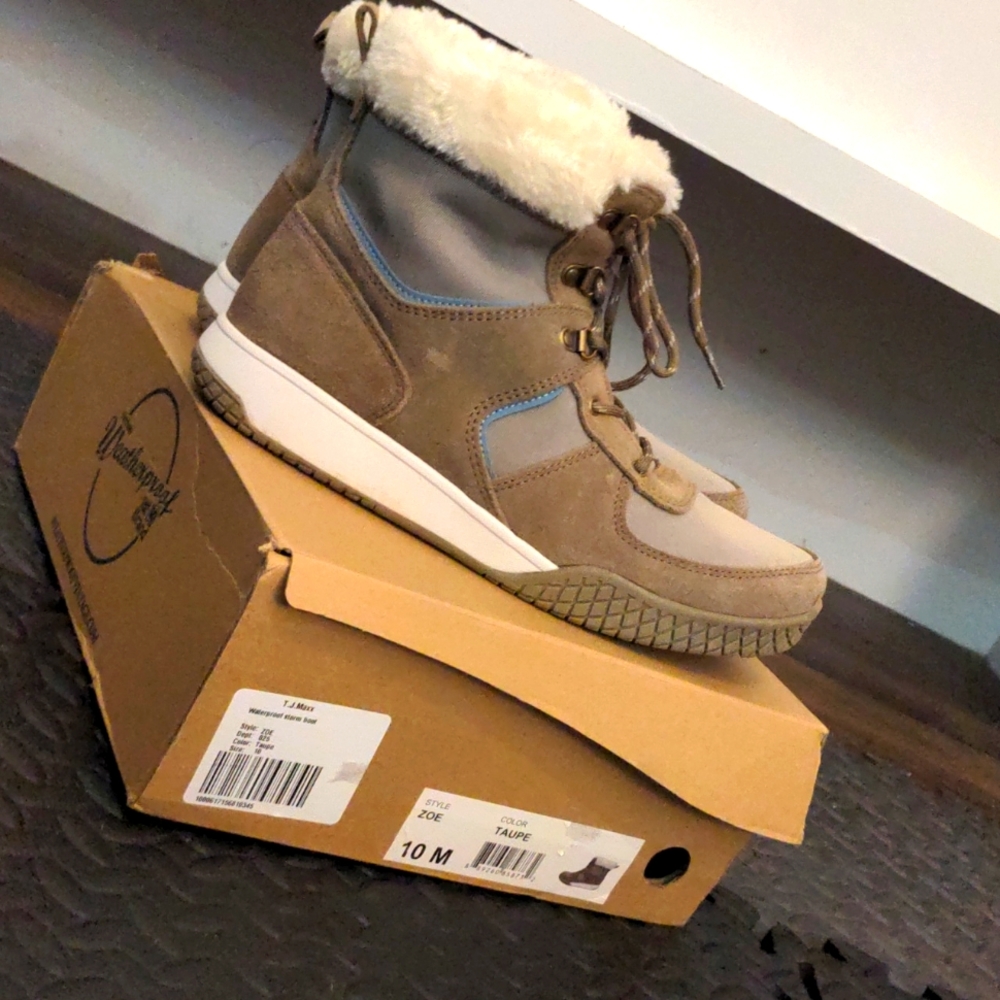 Weatherproof Zoe snow boots Quiet Luxury